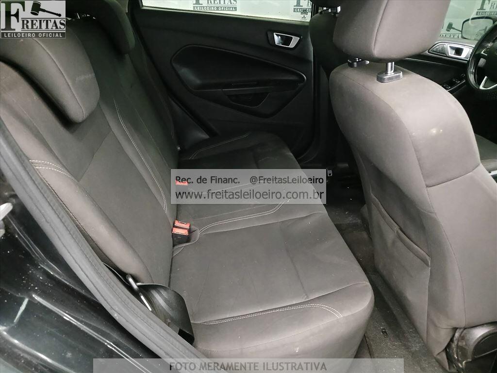 Foto 7 de 20: FORD/FIESTA HA 1.6L SE A, 14/15, PLACA: P__-___0, GASOL/ALC, PRETA
