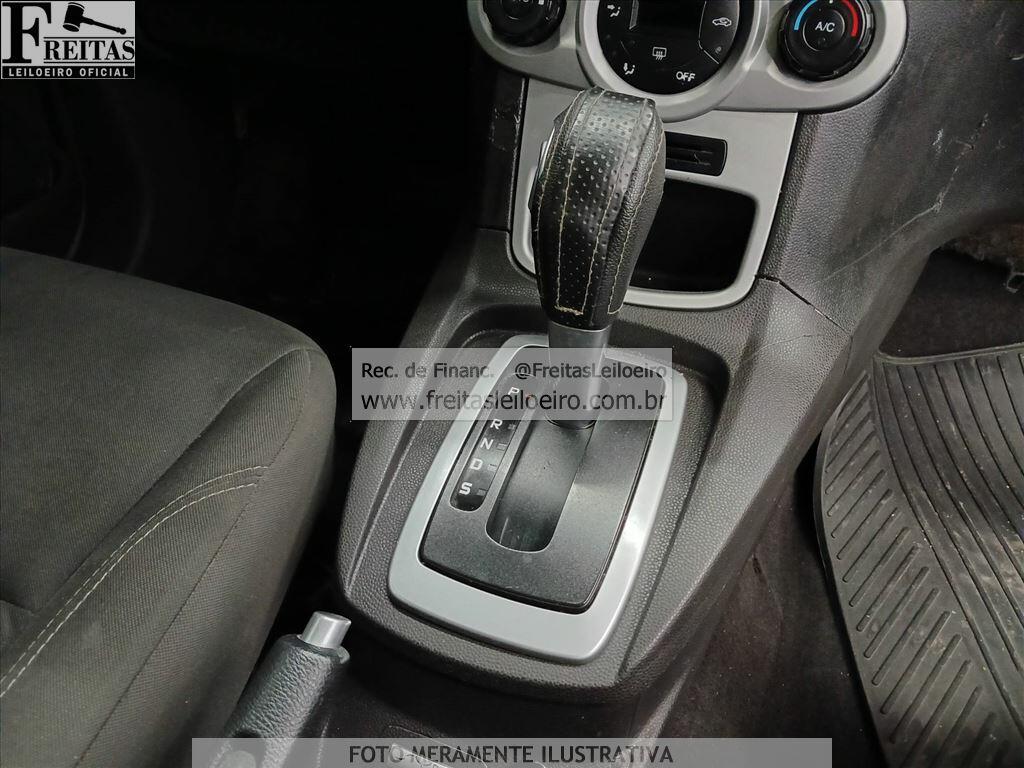 Foto 8 de 20: FORD/FIESTA HA 1.6L SE A, 14/15, PLACA: P__-___0, GASOL/ALC, PRETA