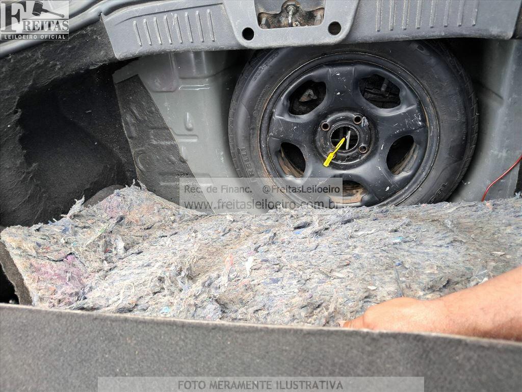 Foto 11 de 20: FORD/FIESTA HA 1.6L SE A, 14/15, PLACA: P__-___0, GASOL/ALC, PRETA