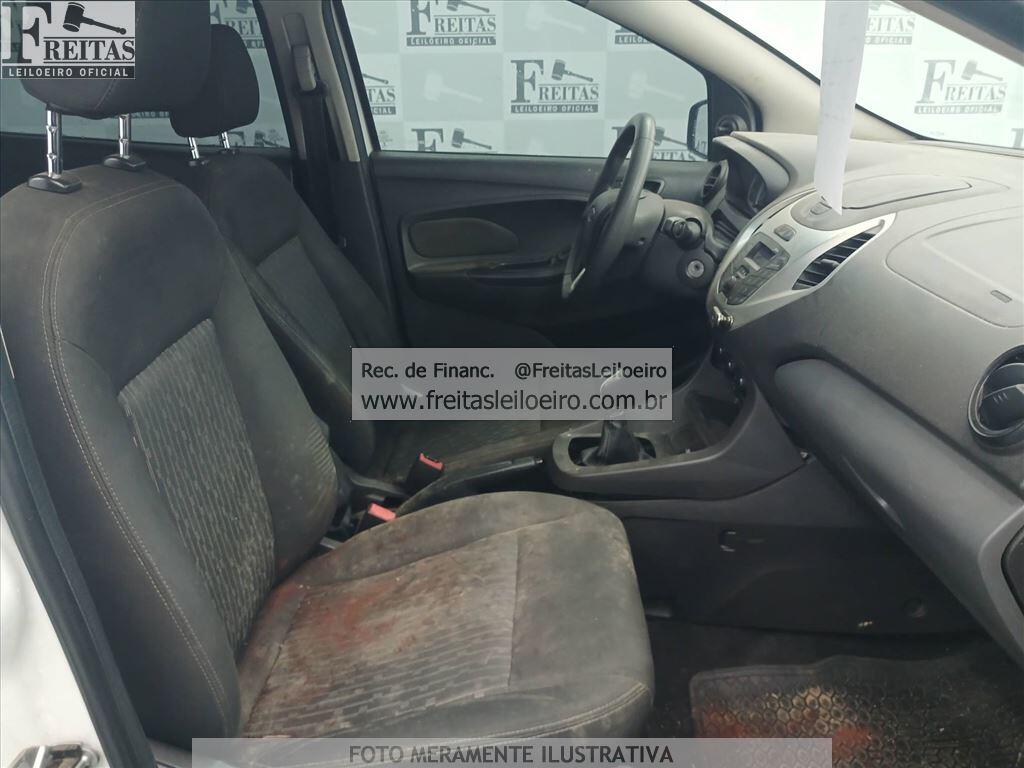 Foto 6 de 18: FORD/KA SE 1.0 HA B, 17/18, PLACA: F__-___2, GASOL/ALC, BRANCA