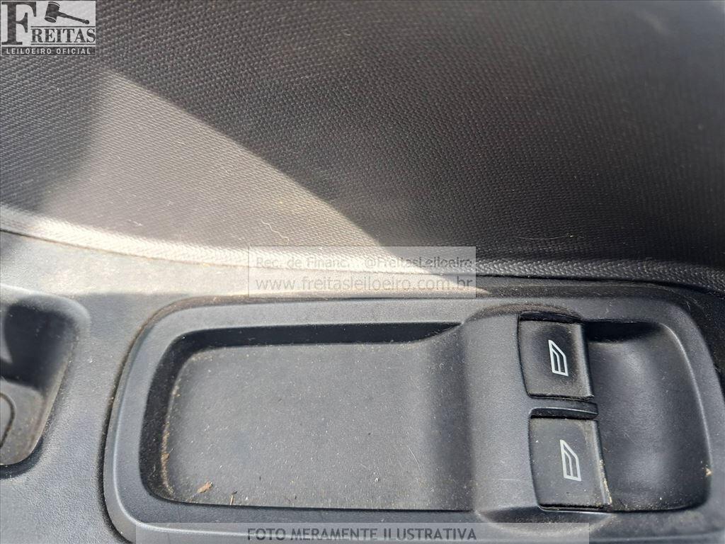 Foto 11 de 18: FORD/KA SE 1.0 HA B, 17/18, PLACA: F__-___2, GASOL/ALC, BRANCA