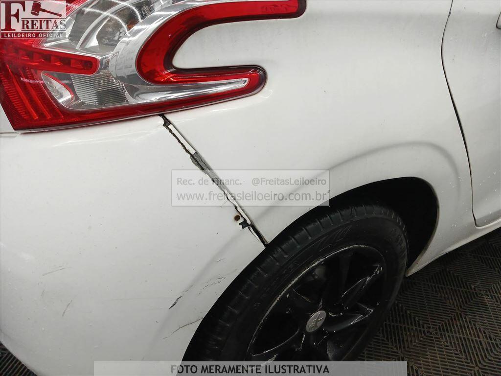 Foto 16 de 22: PEUGEOT/208 ACTIVE PACK, 16/16, PLACA: P__-___6, GASOL/ALC, BRANCA