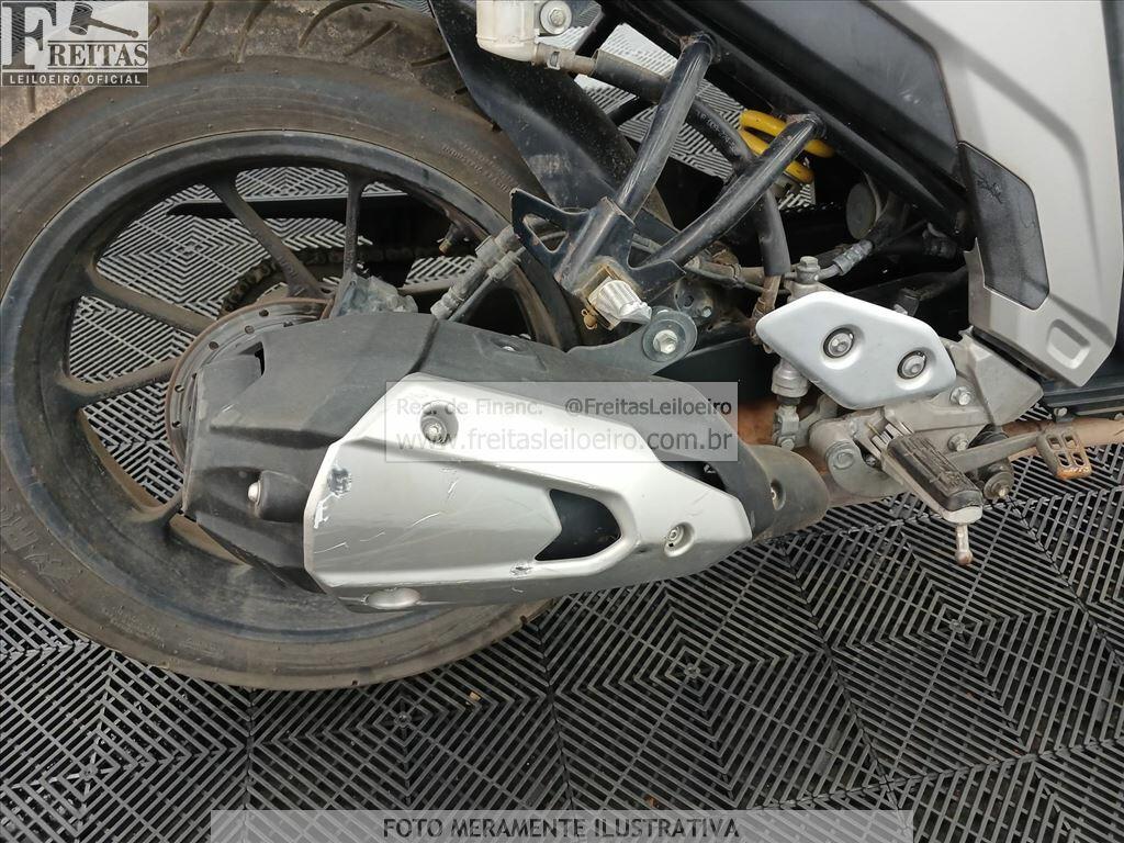 Foto 6 de 11: YAMAHA/FZ25 FAZER, 20/20, PLACA: R__-___1, GASOL/ALC, AZUL