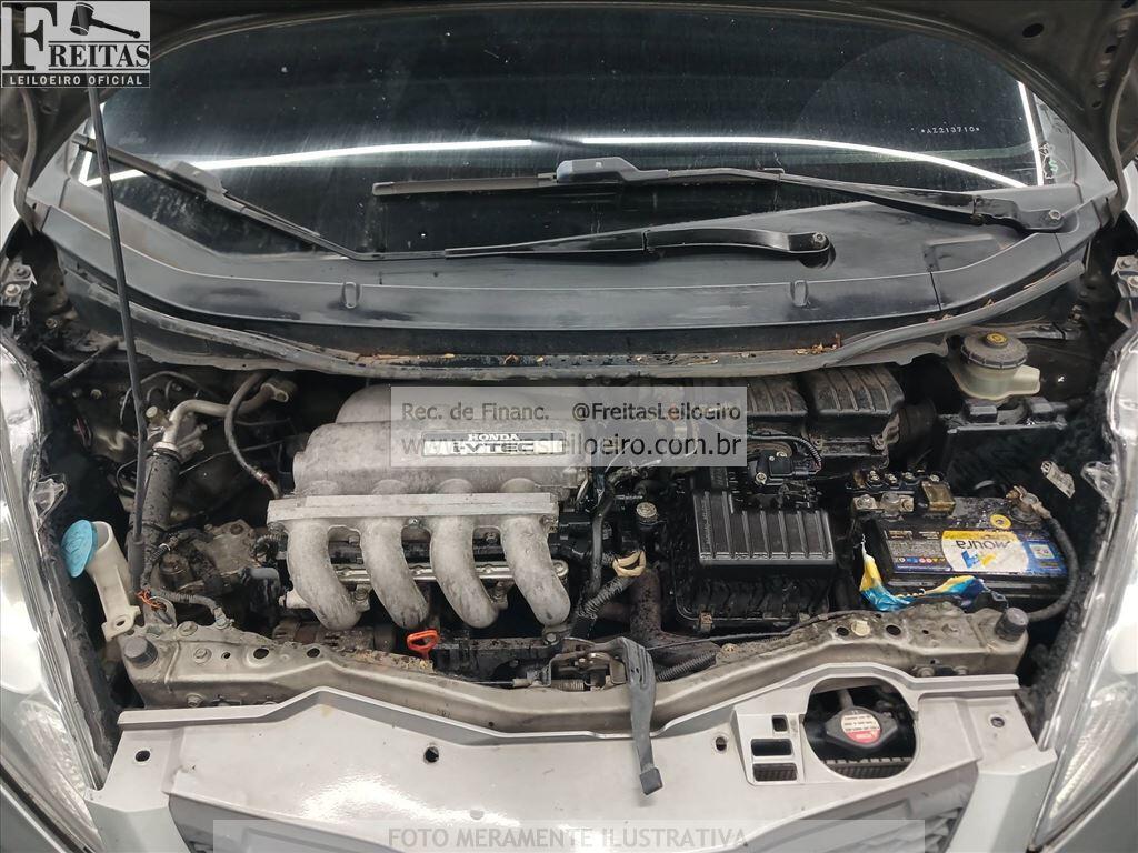 Foto 10 de 23: HONDA/FIT LX FLEX, 10/10, PLACA: E__-___4, GASOL/ALC, CINZA