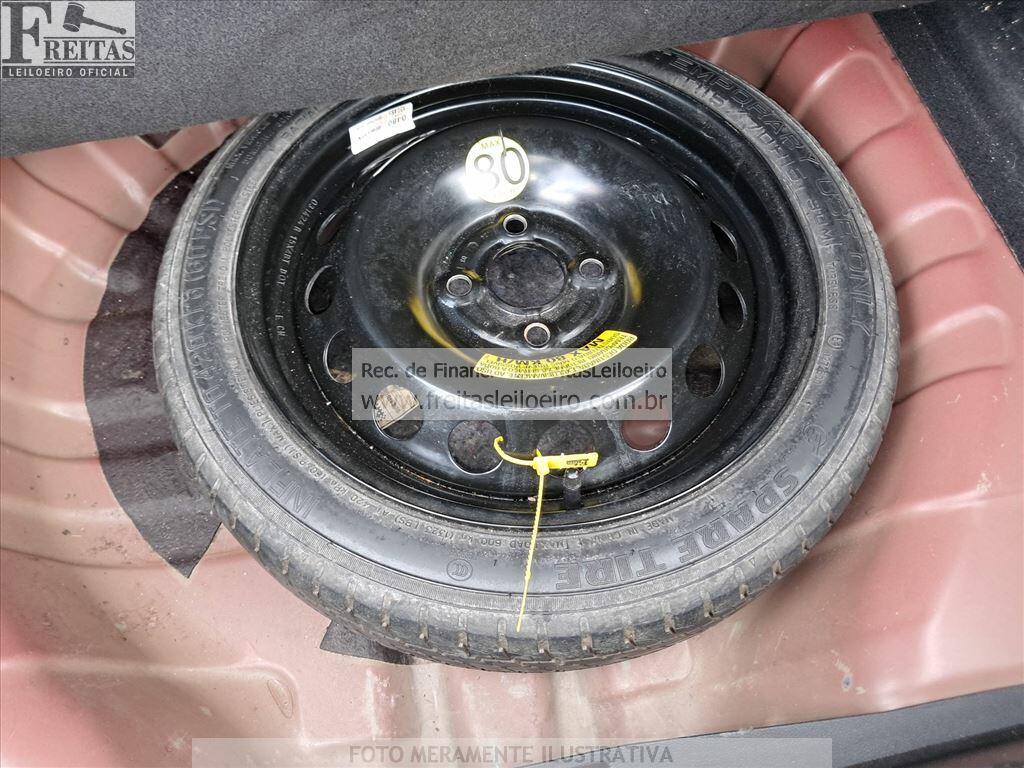 Foto 10 de 20: CHEV/ONIX PLUS 10MT LT2, 23/24, PLACA: S__-___2, GASOL/ALC, VERMELHA
