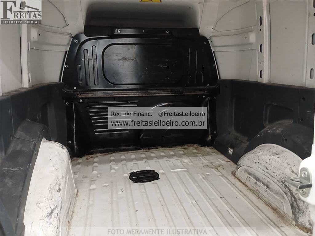 Foto 7 de 12: FIAT/FIORINO WORKING, 21/21, PLACA: R__-___3, GASOL/ALC, BRANCA
