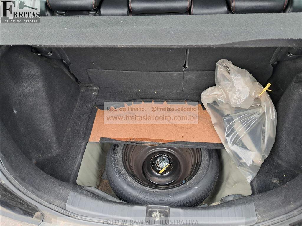 Foto 11 de 19: HONDA/WR-V EXL CVT, 20/20, PLACA: E__-___3, GASOL/ALC, PRETA