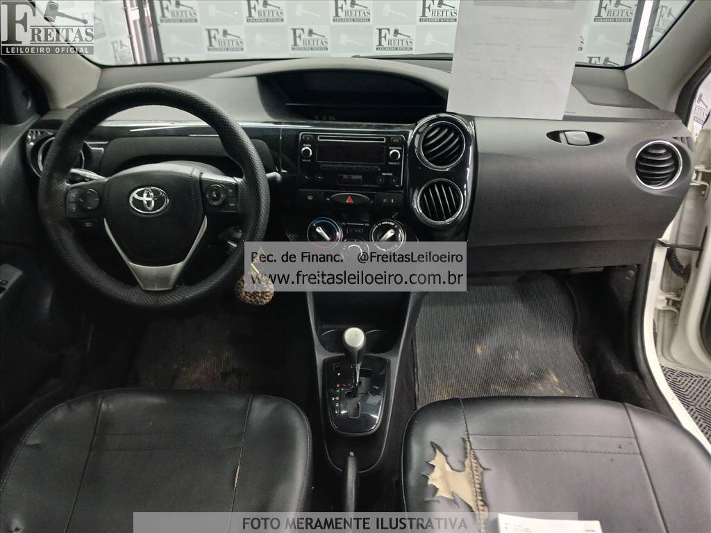 Foto 5: TOYOTA/ETIOS SD XPLUS AT, 19/20, PLACA: Q__-___6, GASOL/ALC, BRANCA