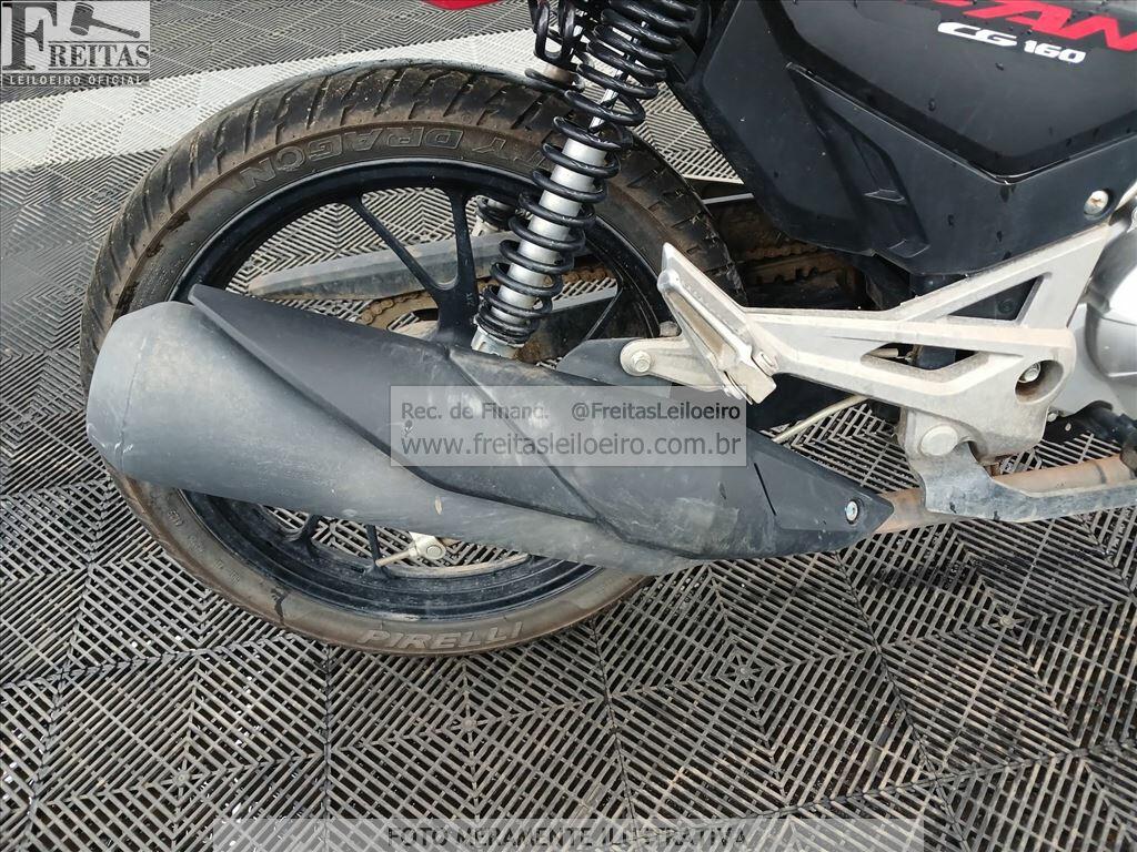 Foto 6 de 10: HONDA/CG 160 FAN, 26/26, PLACA: T__-___3, GASOL/ALC, VERMELHA