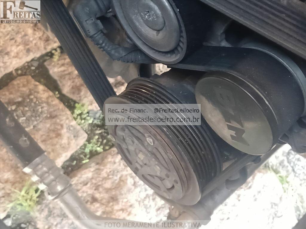 Foto 13 de 19: FORD/KA SE 1.0 HA C, 18/19, PLACA: Q__-___9, GASOL/ALC, PRATA