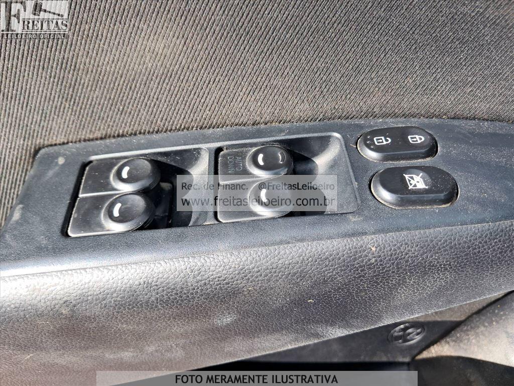 Foto 11 de 24: HYUNDAI/HB20 1.0M COMFOR, 14/15, PLACA: F__-___2, GASOL/ALC, BRANCA