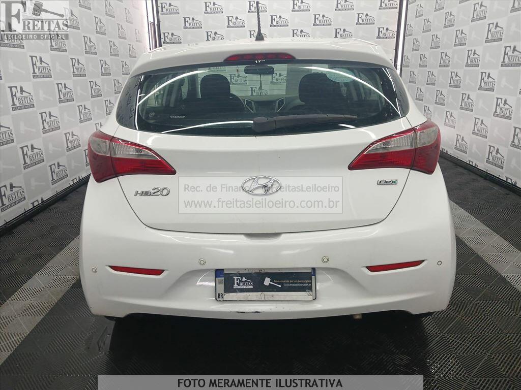Foto 16 de 24: HYUNDAI/HB20 1.0M COMFOR, 14/15, PLACA: F__-___2, GASOL/ALC, BRANCA