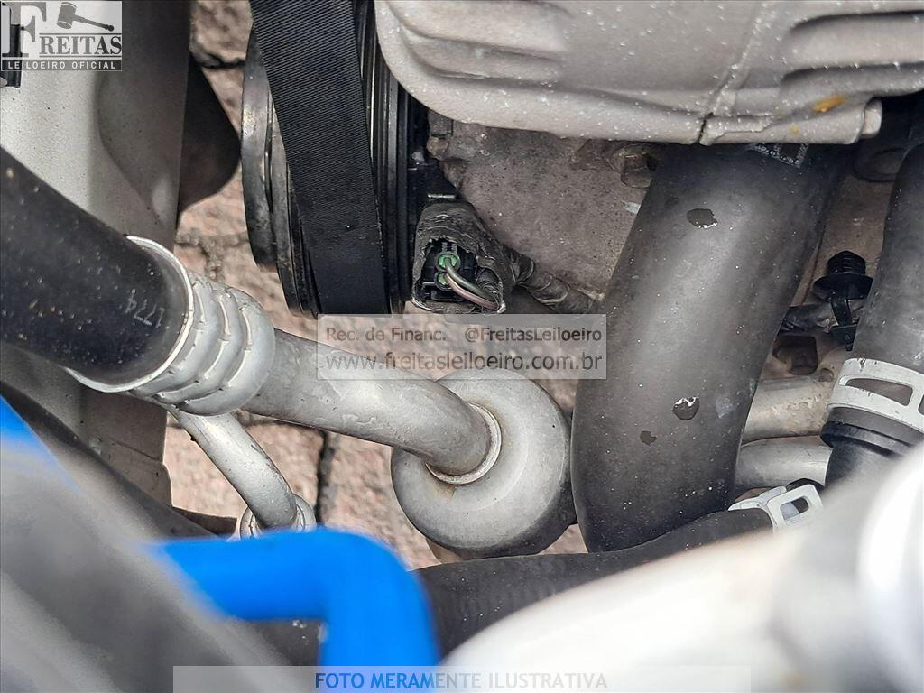 Foto 14 de 19: FORD/FIESTA HA 1.6L TI A, 14/15, PLACA: F__-___3, GASOL/ALC, PRATA