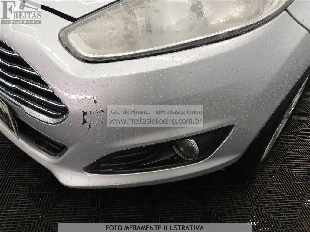 Foto 16 de 19: FORD/FIESTA HA 1.6L TI A, 14/15, PLACA: F__-___3, GASOL/ALC, PRATA