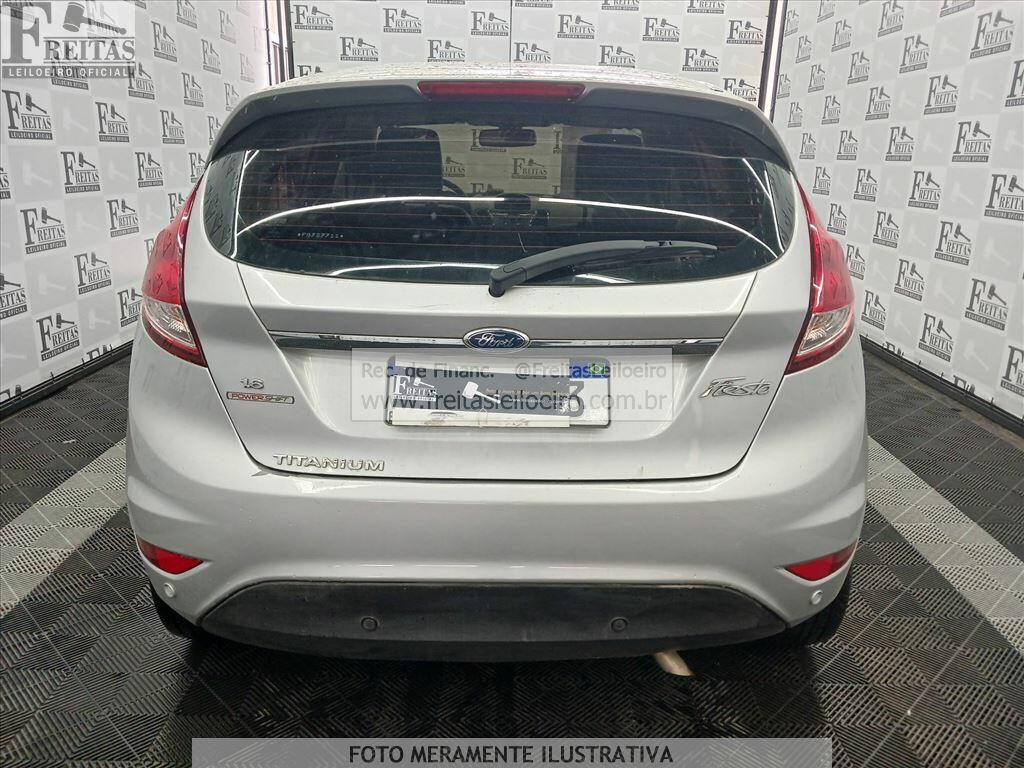 Foto 17 de 19: FORD/FIESTA HA 1.6L TI A, 14/15, PLACA: F__-___3, GASOL/ALC, PRATA