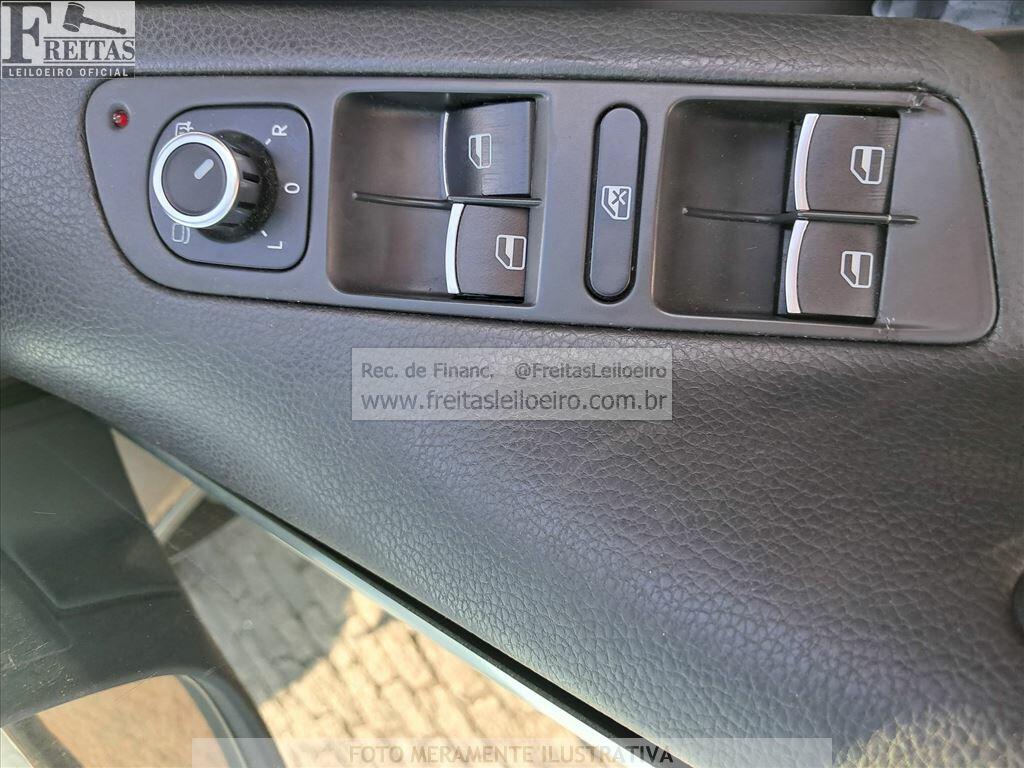 Foto 12 de 18: I/VW TIGUAN 2.0 TSI, 13/13, PLACA: F__-___3, GASOLINA, CINZA