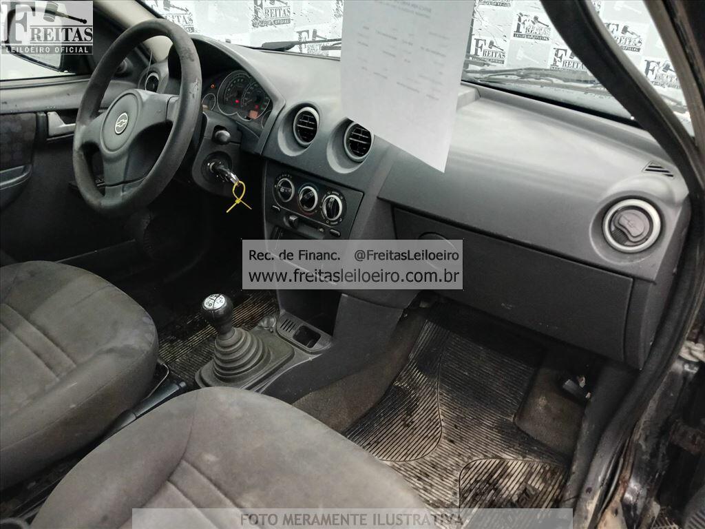 Foto 5: GM/PRISMA JOY, 09/10, PLACA: E__-___2, GASOL/ALC, PRETA