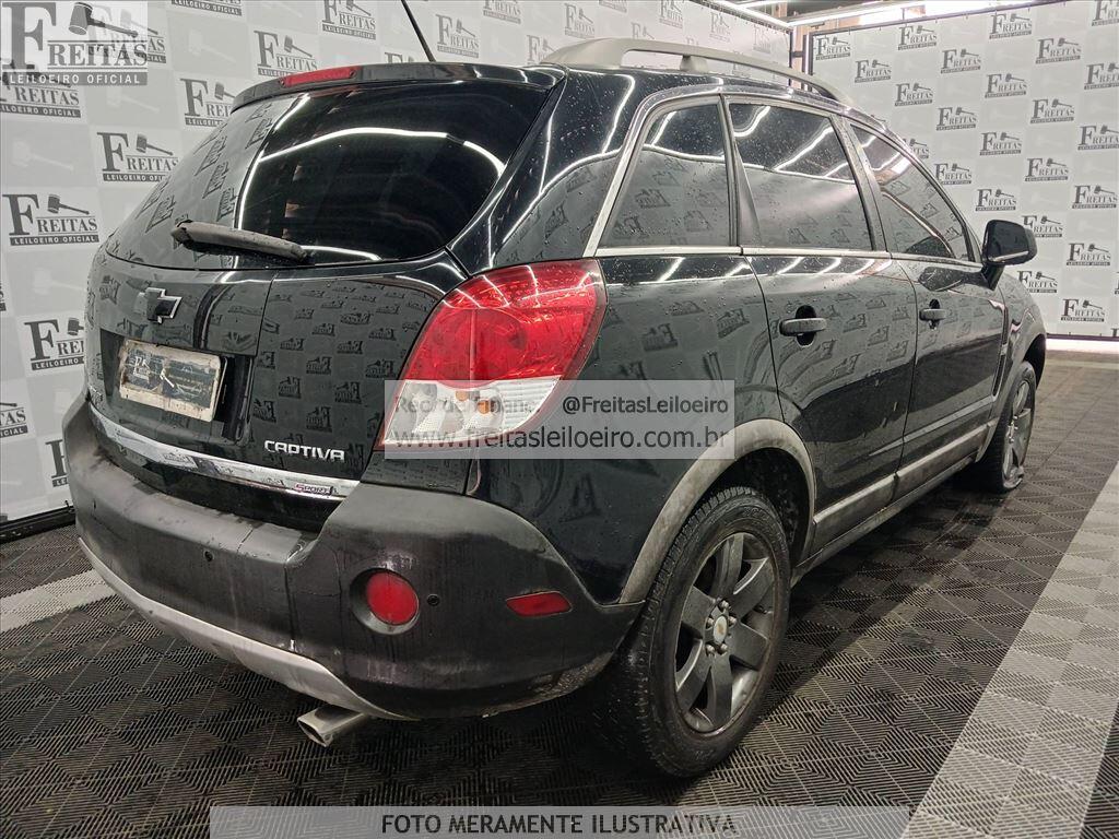 Foto 4: I/GM CAPTIVA SPORT FWD, 09/10, PLACA: E__-___3, GASOLINA, PRETA
