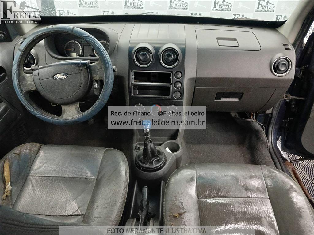 Foto 5: FORD/ECOSPORT XLS 1.6L, 03/04, PLACA: D__-___3, GASOLINA, AZUL