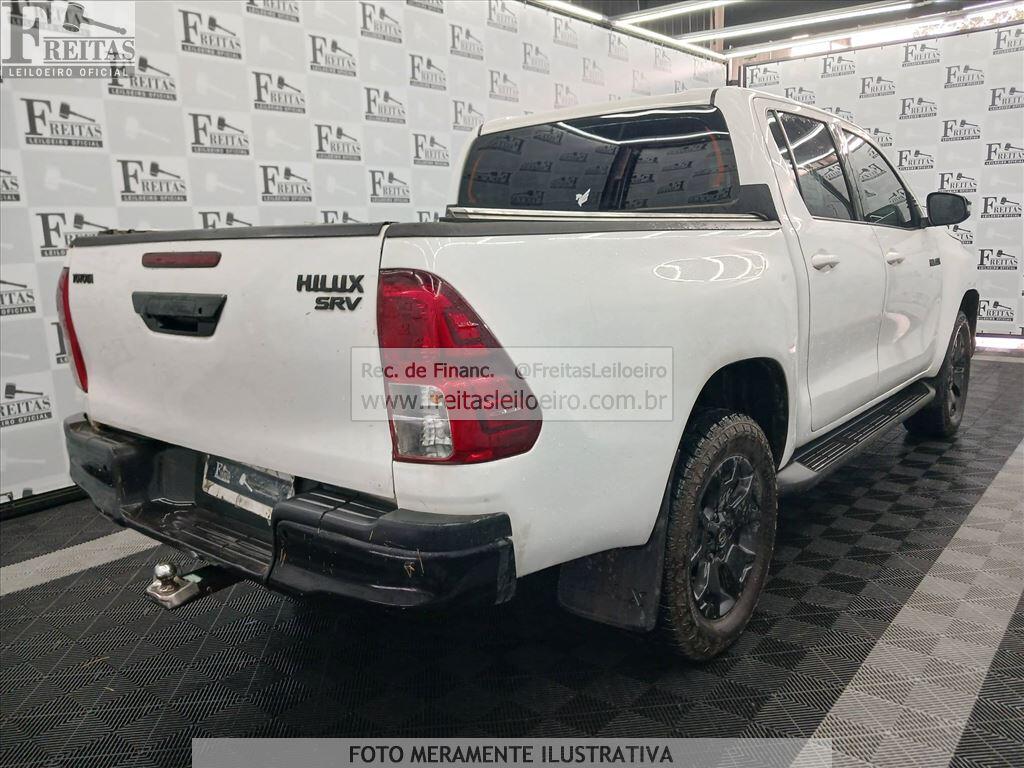 Foto 4: I/TOYOTA HILUX CDSRVA4FD, 17/17, PLACA: Q__-___5, DIESEL, BRANCA