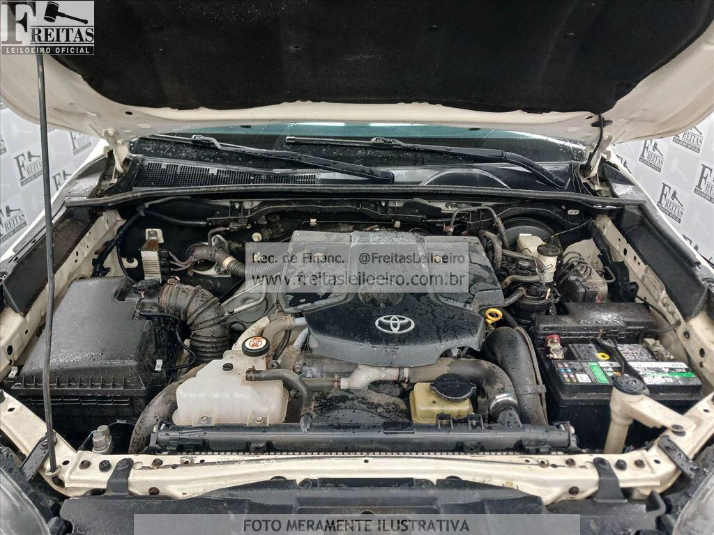 Foto 10 de 17: I/TOYOTA HILUX CDSRVA4FD, 17/17, PLACA: Q__-___5, DIESEL, BRANCA