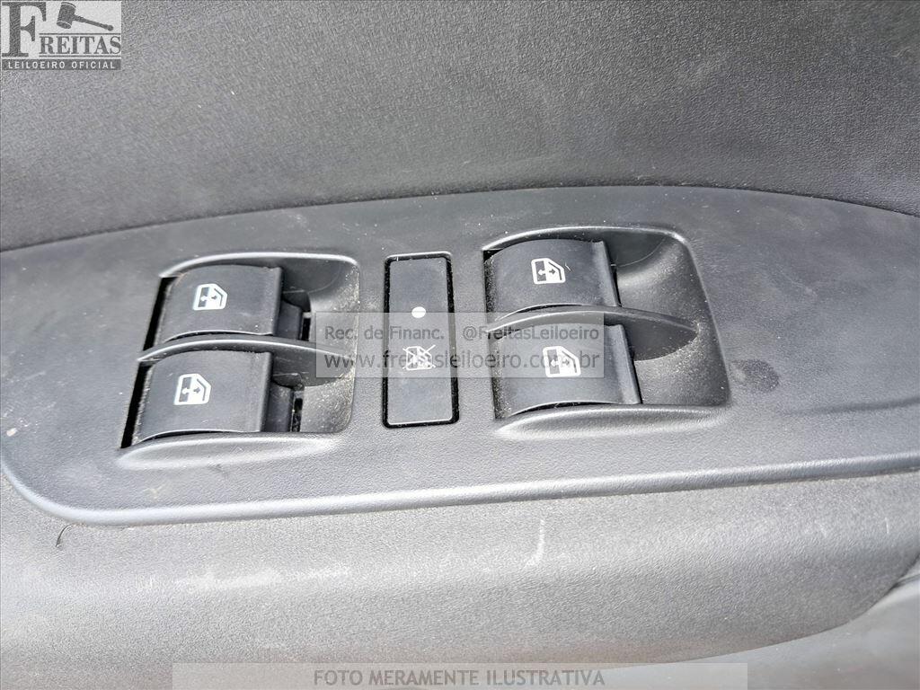 Foto 11 de 21: I/FIAT CRONOS DRIVE 1.0, 24/25, PLACA: T__-___4, GASOL/ALC, PRETA