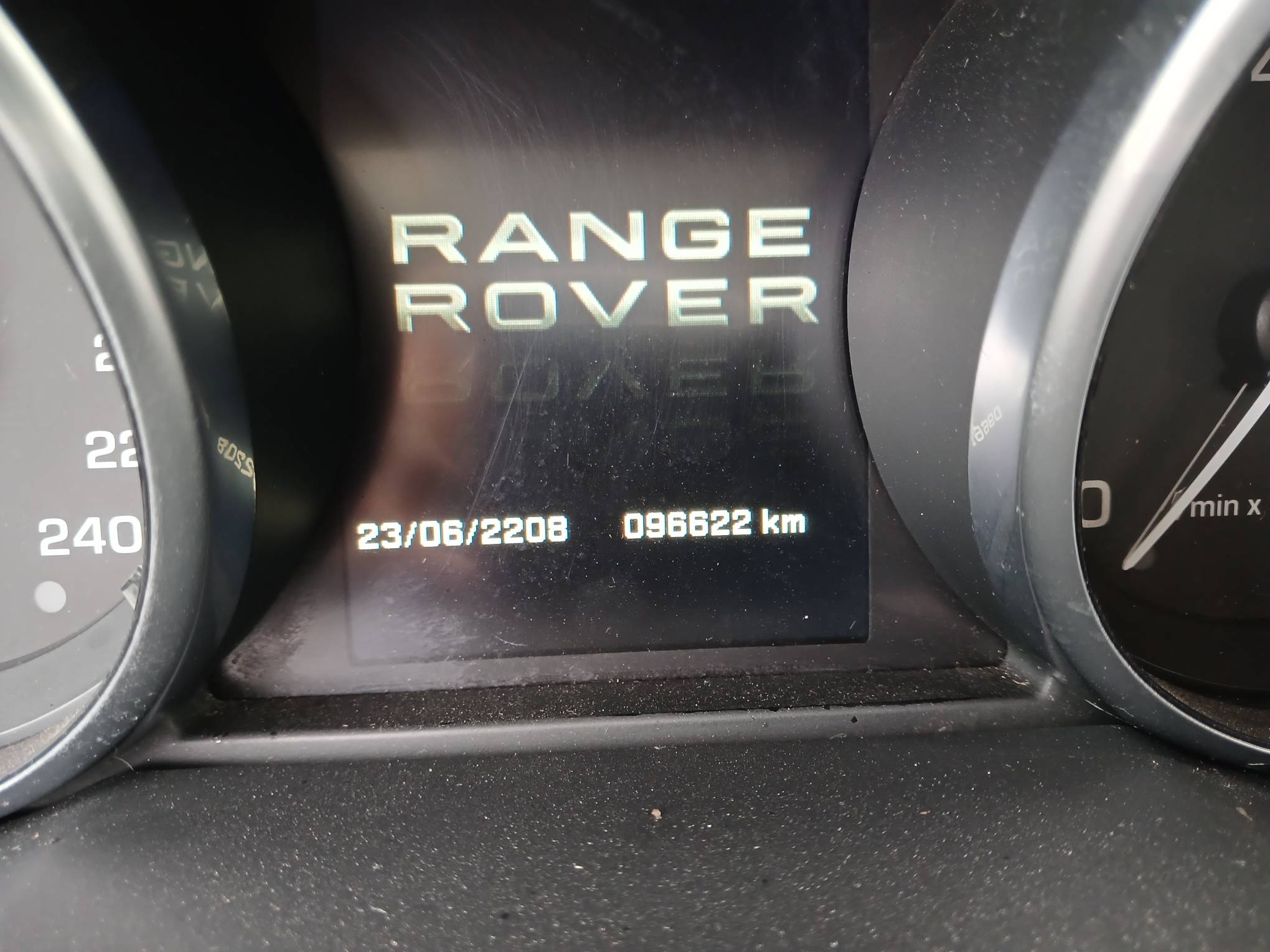 Foto 21 de 21: I/LR EVOQUE PRESTIGE P5D, 11/12, PLACA: G__-___7, GASOLINA, PRETA