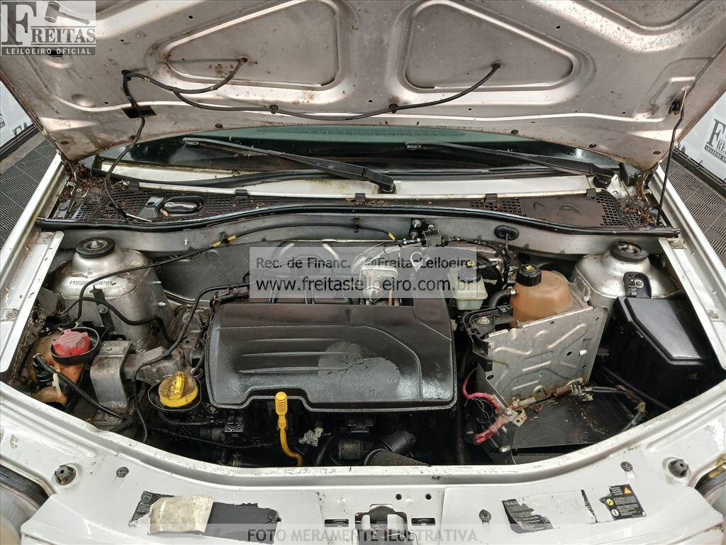 Foto 9 de 16: RENAULT/LOGAN AUT 1016V, 09/09, PLACA: E__-___7, GASOL/ALC, PRATA