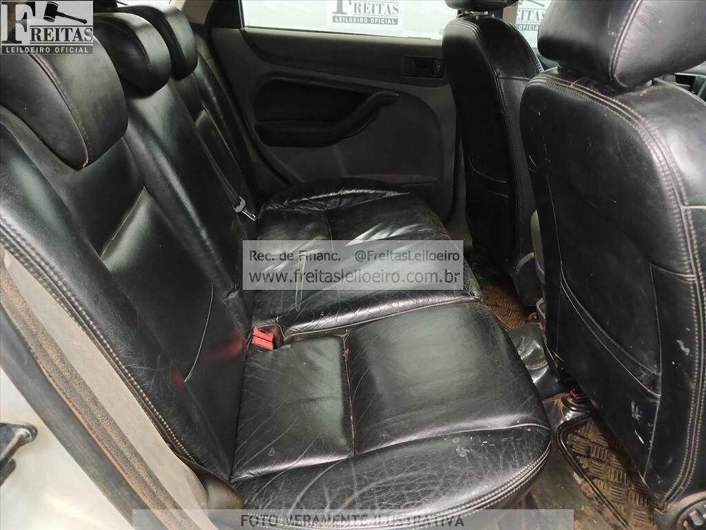 Foto 7 de 19: I/FORD FOCUS HC FLEX, 10/11, PLACA: H__-___2, GASOL/ALC, PRATA