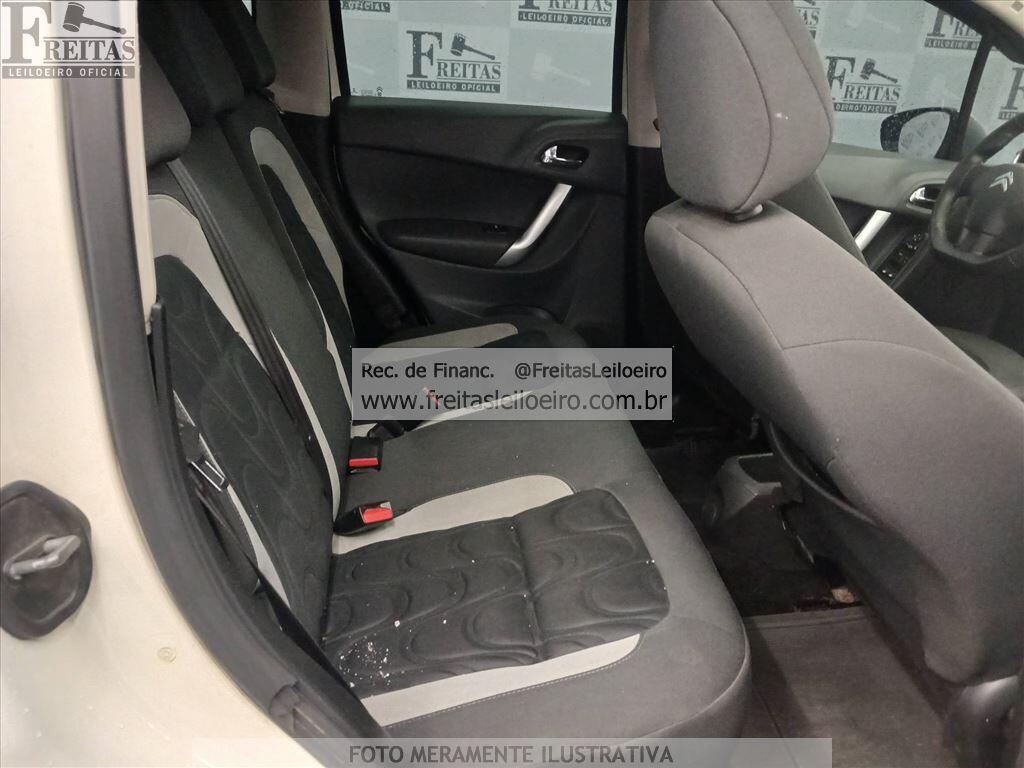 Foto 7 de 18: CITROEN/C3 90M TENDANCE, 13/14, PLACA: O__-___9, GASOL/ALC, BRANCA