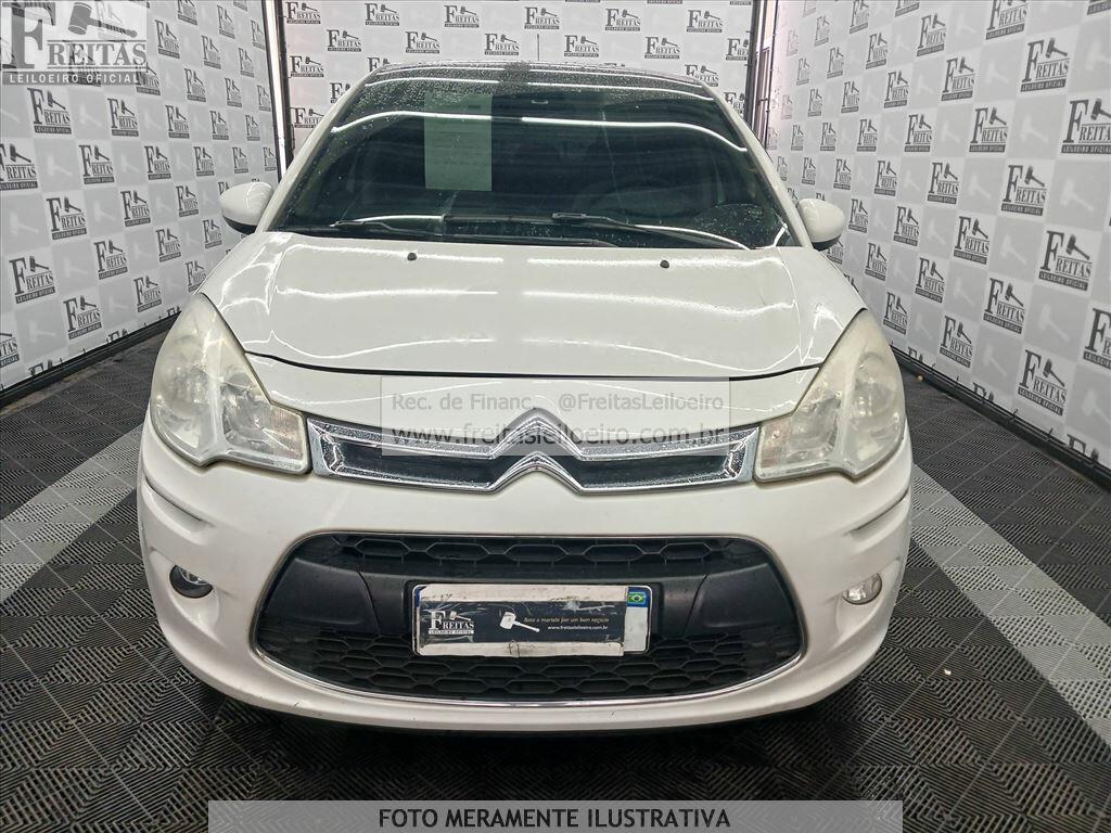 Foto 14 de 18: CITROEN/C3 90M TENDANCE, 13/14, PLACA: O__-___9, GASOL/ALC, BRANCA