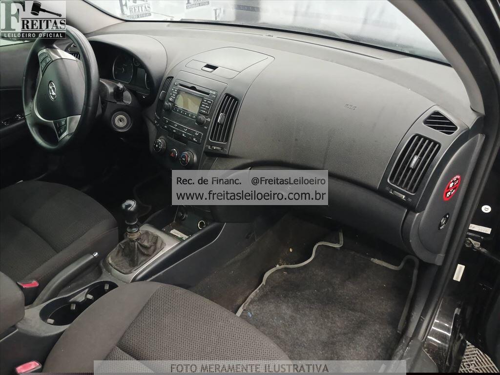 Foto 5: I/HYUNDAI I30 WAGON, 10/11, PLACA: I__-___7, GASOLINA, PRETA