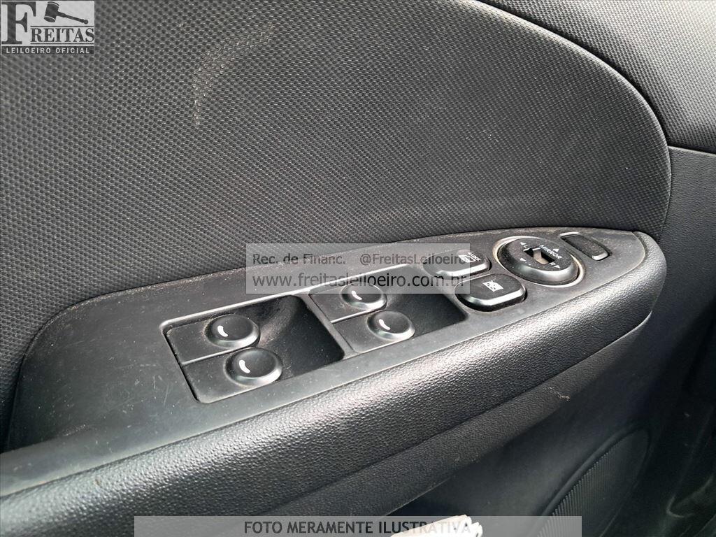 Foto 13 de 20: I/HYUNDAI I30 WAGON, 10/11, PLACA: I__-___7, GASOLINA, PRETA