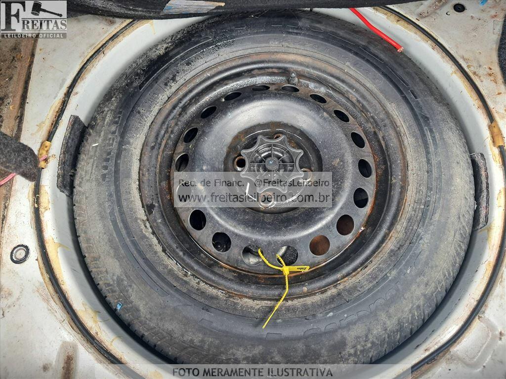 Foto 10 de 18: VW/GOL TL MB, 14/15, PLACA: P__-___2, GASOL/ALC, BRANCA