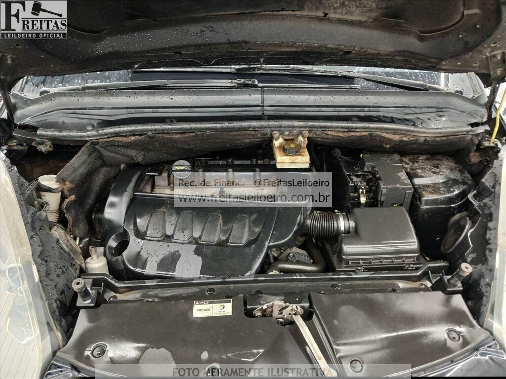 Foto 10 de 17: I/CITROEN C4 PIC GLXA 5L, 11/12, PLACA: E__-___4, GASOLINA, PRETA