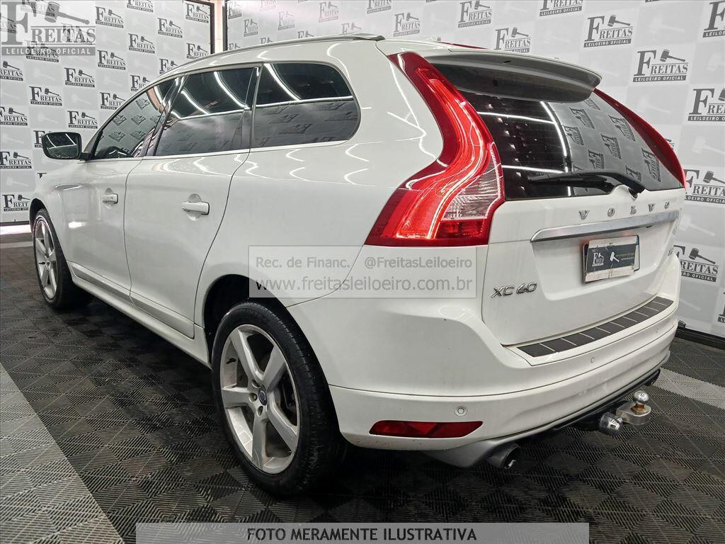 Foto 3: I/VOLVO XC60 2.0T5 R-DES, 15/15, PLACA: F__-___2, GASOLINA, BRANCA