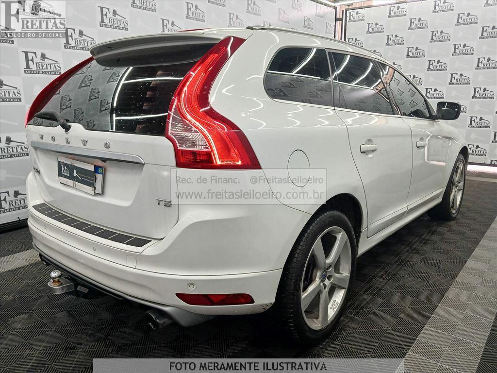 Foto 4: I/VOLVO XC60 2.0T5 R-DES, 15/15, PLACA: F__-___2, GASOLINA, BRANCA