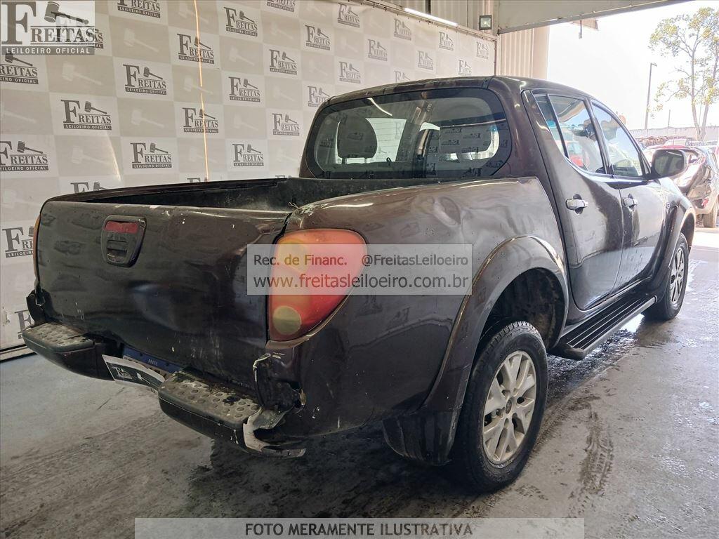 Foto 4: MMC/L200 TRITON 2.4 HLS, 15/16, PLACA: G__-___6, GASOL/ALC, MARROM