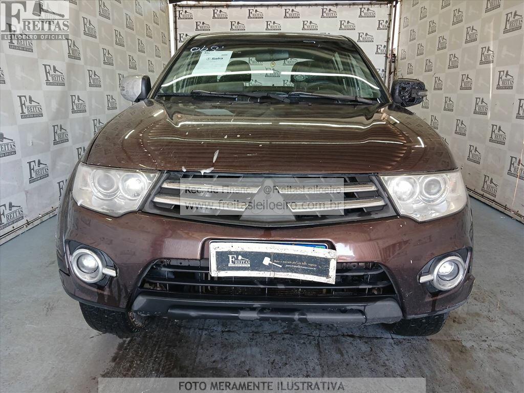 Foto 14 de 21: MMC/L200 TRITON 2.4 HLS, 15/16, PLACA: G__-___6, GASOL/ALC, MARROM