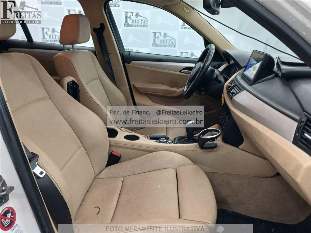 Foto 6 de 19: I/BMW X1 SDRIVE1.8I VL31, 11/12, PLACA: E__-___8, GASOLINA, BRANCA