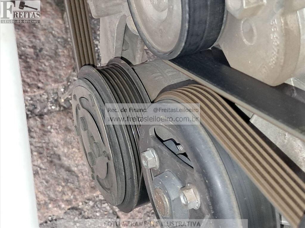 Foto 13 de 17: CHEV/ONIX 10MT LT1, 22/23, PLACA: C__-___7, GASOL/ALC, BRANCA
