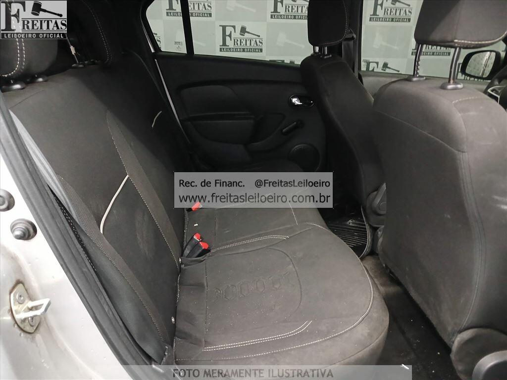 Foto 7 de 19: RENAULT/LOGAN ZEN10MT, 20/21, PLACA: D__-___5, GASOL/ALC, PRATA