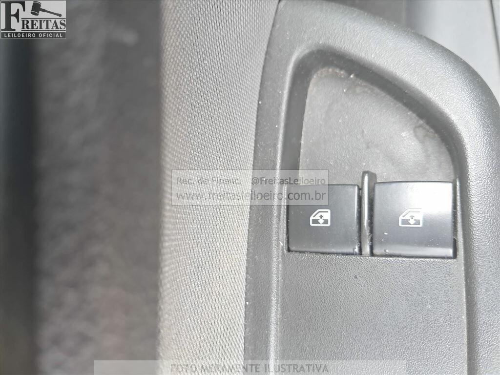 Foto 11 de 18: CHEVROLET/ONIX 1.0MT LT, 19/19, PLACA: Q__-___7, GASOL/ALC, PRETA