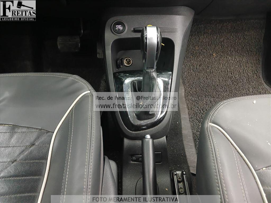 Foto 8 de 18: RENAULT/CAPTUR INTEN 16A, 18/19, PLACA: L__-___2, GASOL/ALC, BRANCA