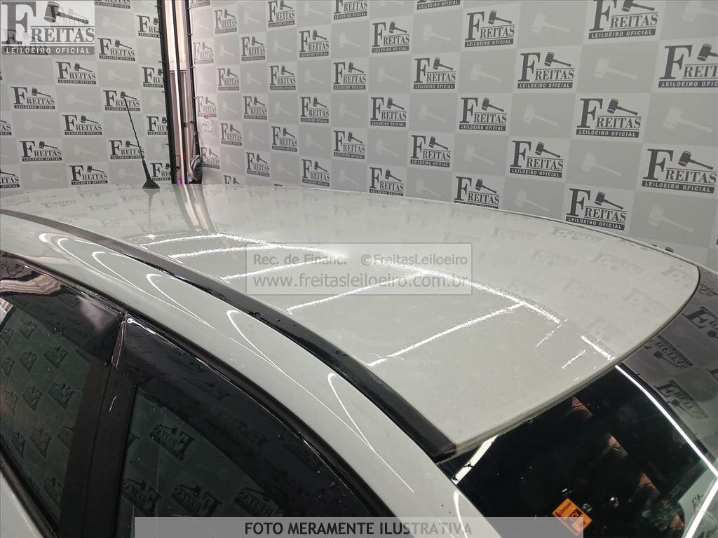 Foto 9 de 18: RENAULT/CAPTUR INTEN 16A, 18/19, PLACA: L__-___2, GASOL/ALC, BRANCA