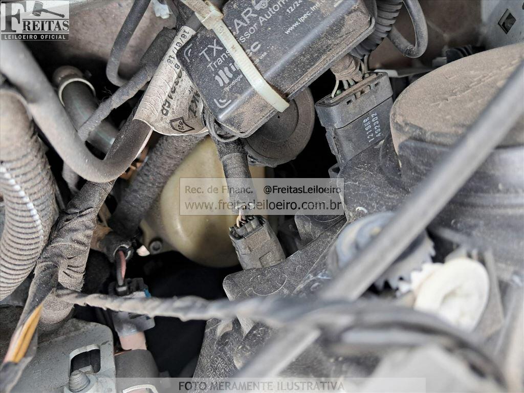 Foto 13 de 18: RENAULT/CAPTUR INTEN 16A, 18/19, PLACA: L__-___2, GASOL/ALC, BRANCA