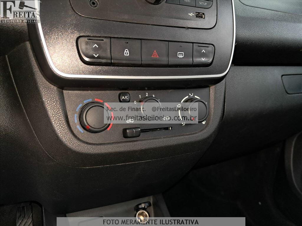 Foto 12 de 18: RENAULT/KWID ZEN 10MT, 20/21, PLACA: Q__-___7, GASOL/ALC, BRANCA