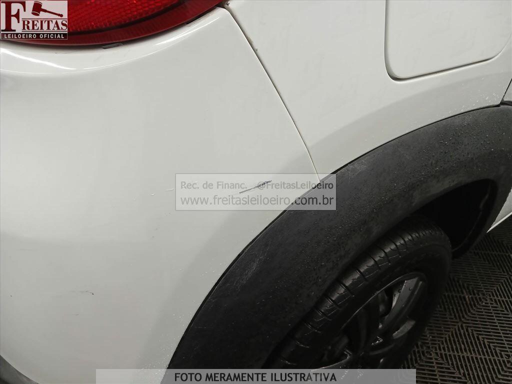 Foto 16 de 18: RENAULT/KWID ZEN 10MT, 20/21, PLACA: Q__-___7, GASOL/ALC, BRANCA
