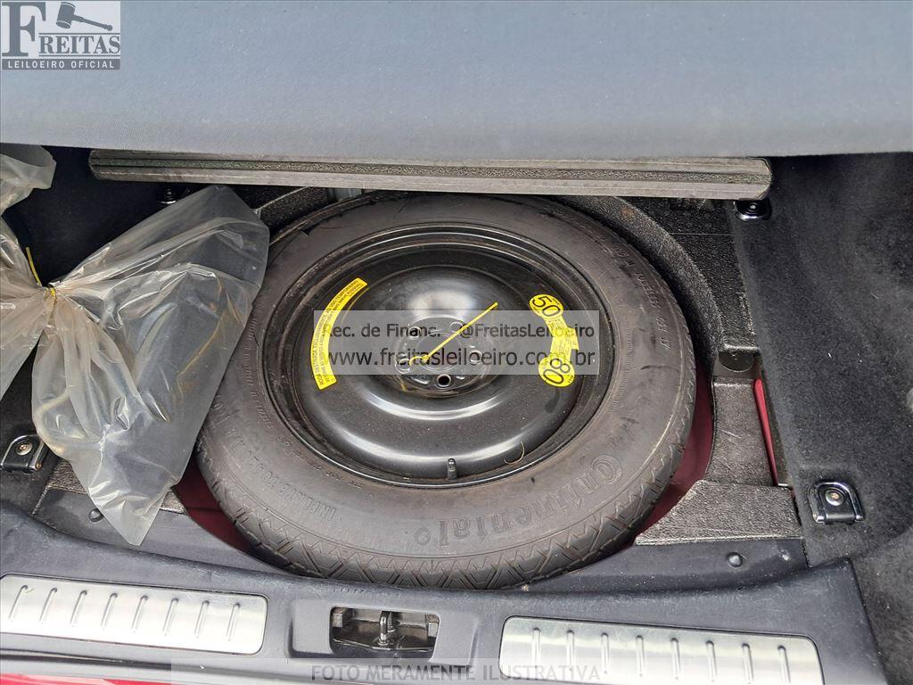 Foto 11 de 21: LR/EVOQUE HSE DYN, 16/16, PLACA: K__-___3, GASOLINA, VERMELHA