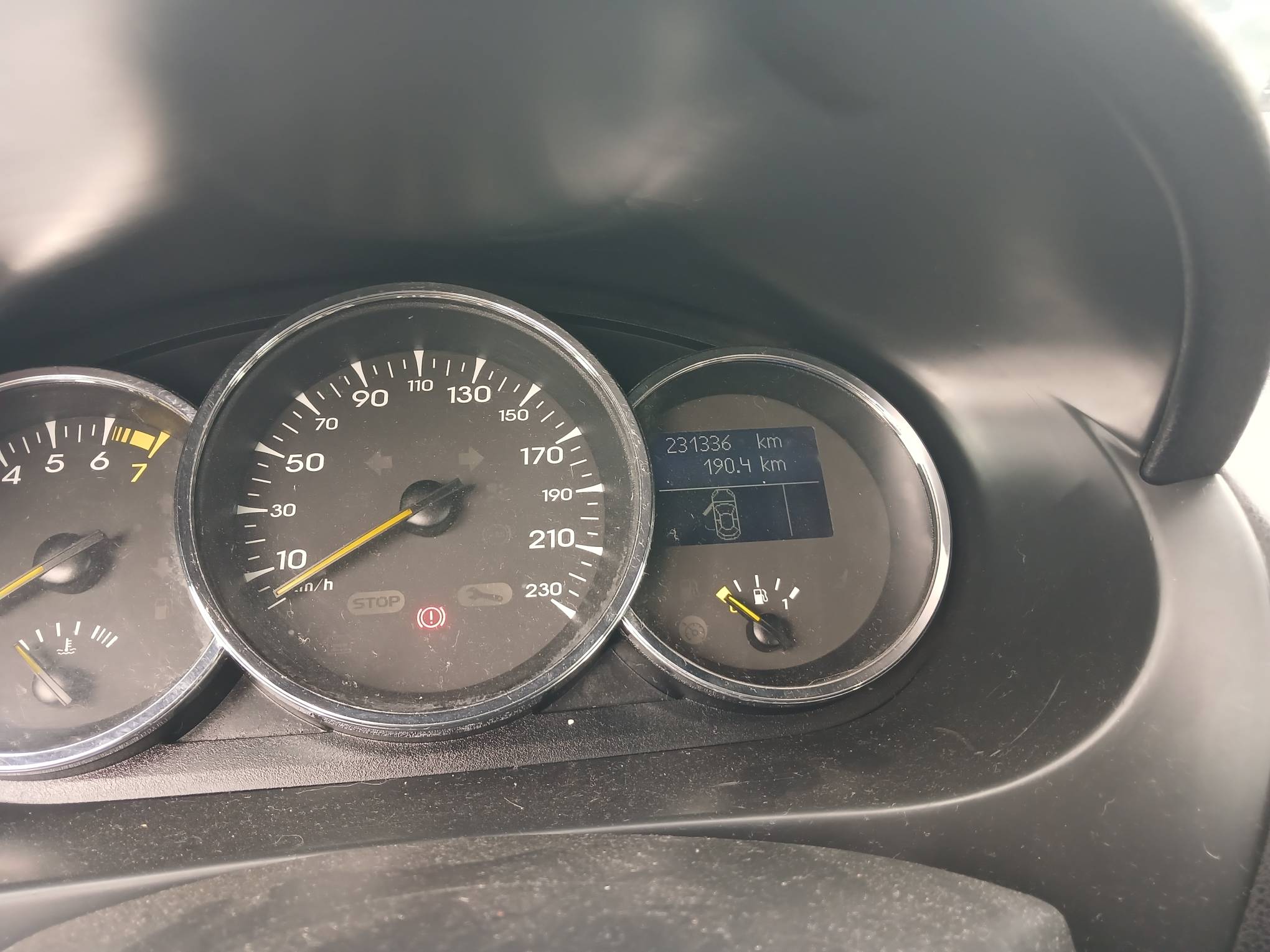 Foto 19 de 19: I/RENAULT FLUENCE DYN20A, 11/12, PLACA: A__-___3, GASOL/ALC, PRATA